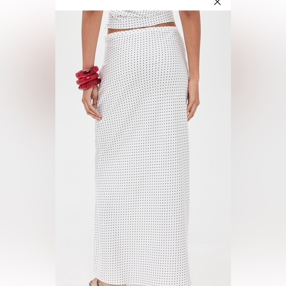NWT Lioness Women’s White and Black Satin Maxi Skirt M - Picture 3 of 7